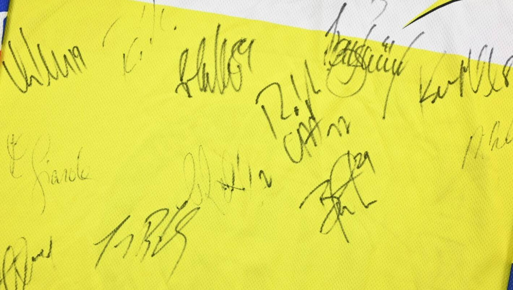 HC DAVOS HOCKEY NIKE SHIRT XL