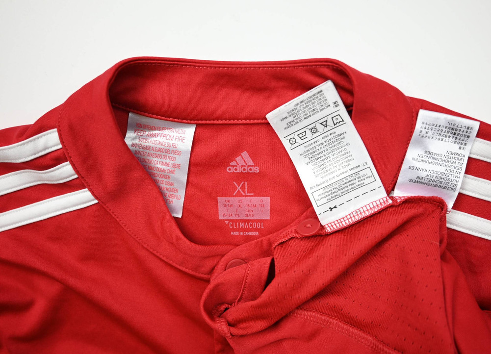 2017-18 MANCHESTER UNITED LONGSLEEVE XL. BOYS