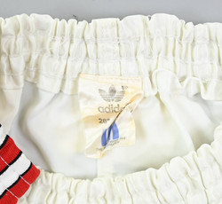 1986-88 MANCHESTER UNITED SHORTS XS. BOYS