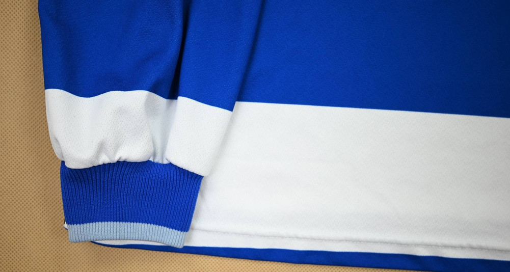 2017-18 QUEENS PARK RANGERS *MANNING* SHIRT M