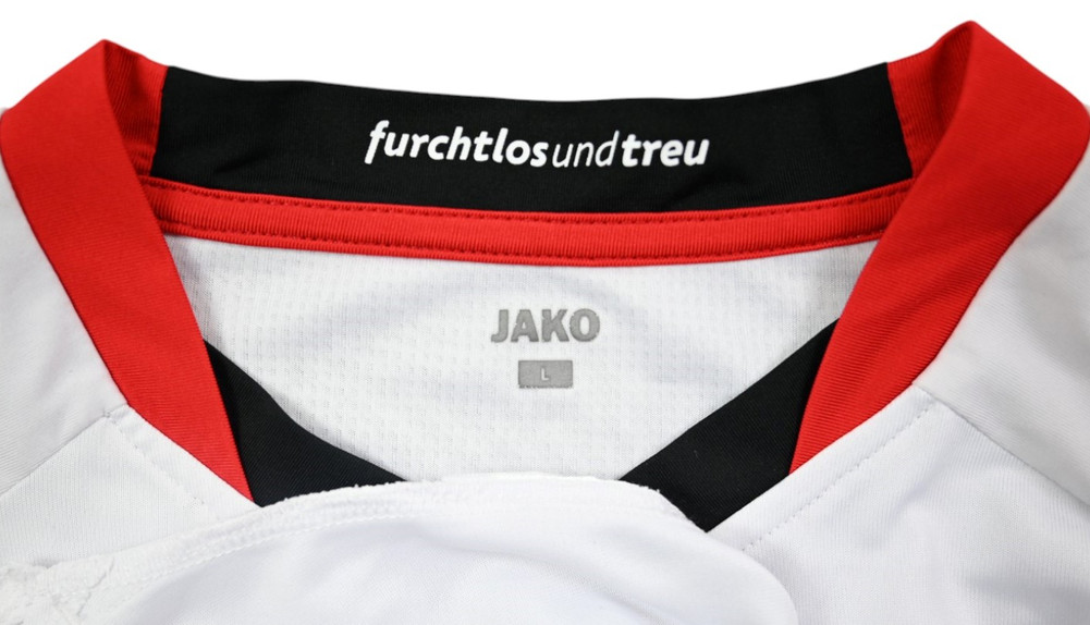 2021-22 VFB STUTTGART *MANGALA* SHIRT L