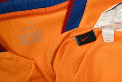 2006-07 BARCELONA SHIRT M 