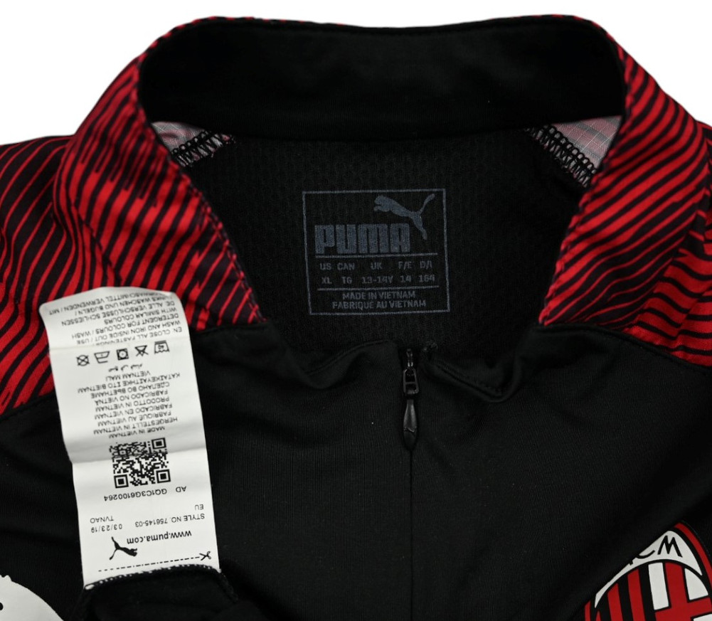 2019-20 AC MILAN BLUZA XL. BOYS 