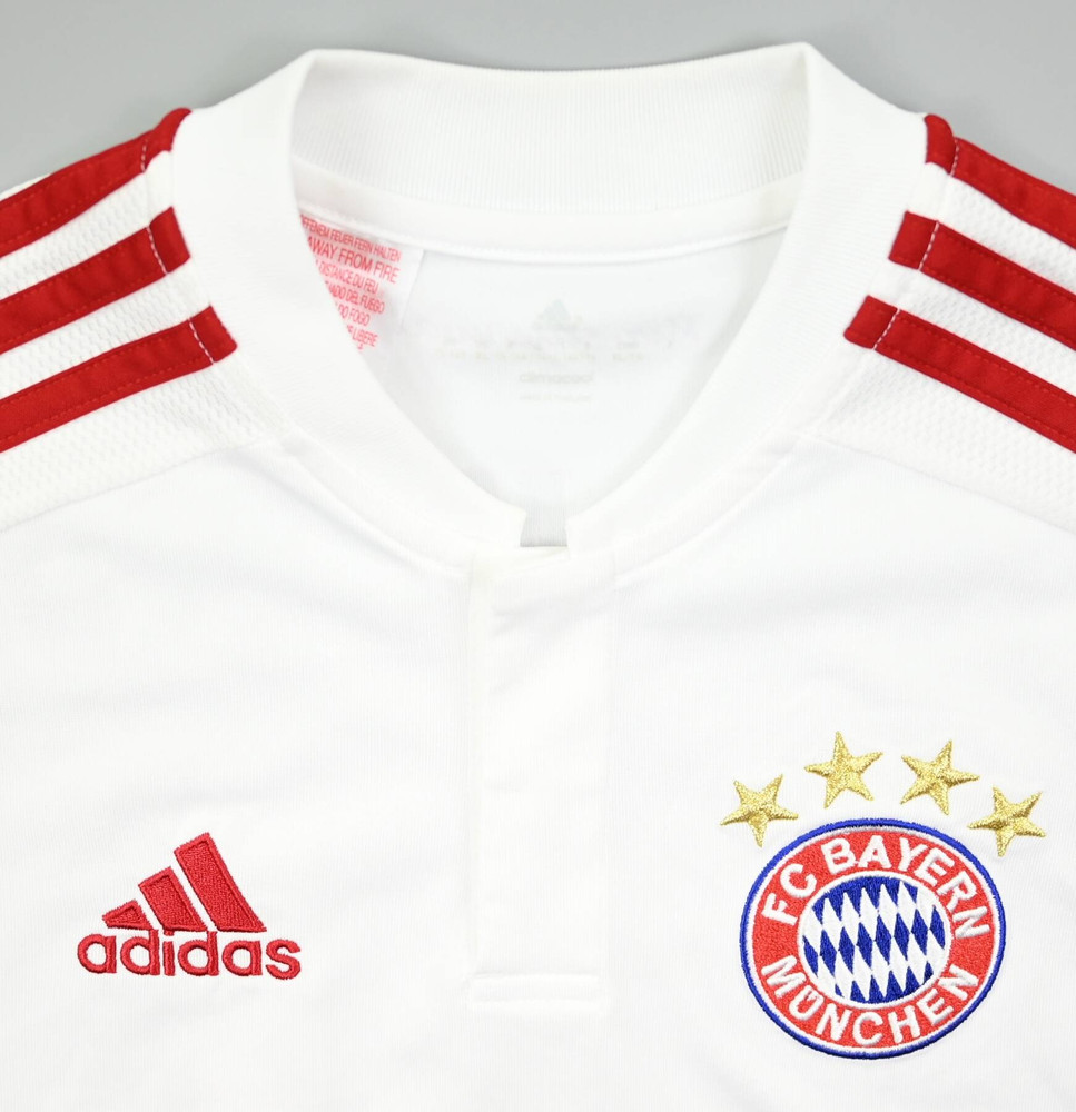 2015-16 BAYERN MUNCHEN *SCHWEINSTEIGER* SHIRT XL. BOYS