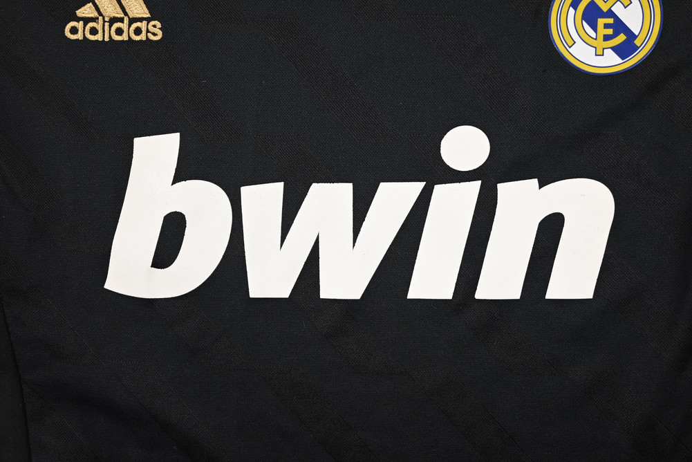 2011-12 REAL MADRID SHIRT WOMENS L