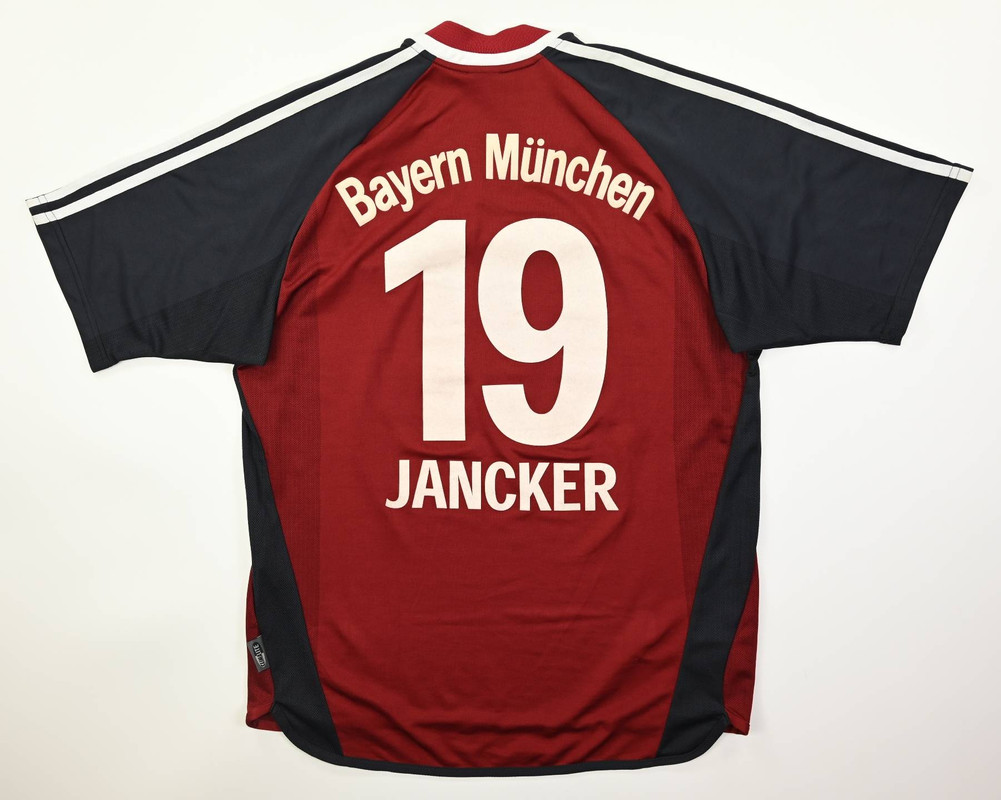 2001-02 BAYERN MUNCHEN *JANCKER* SHIRT M
