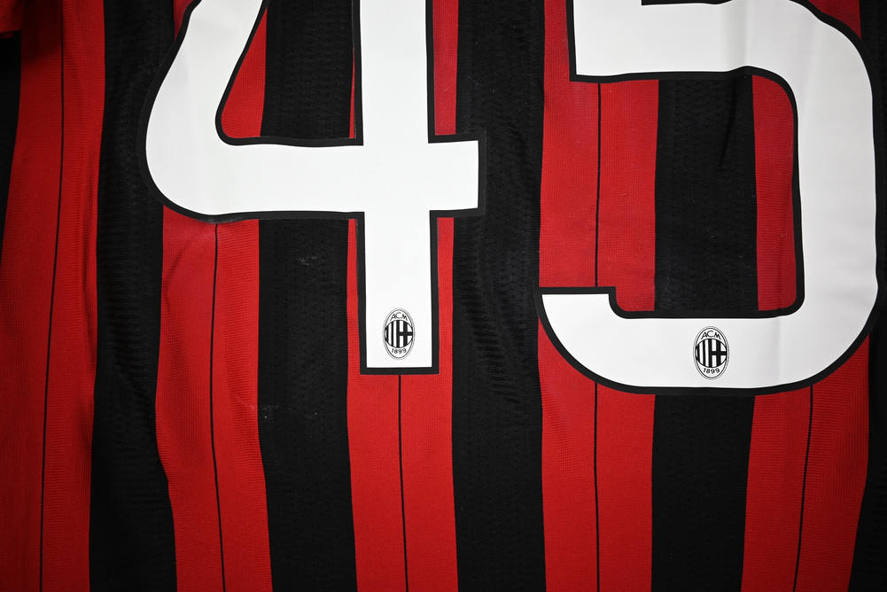 2013-14 AC MILAN *BALOTELLI* SHIRT S