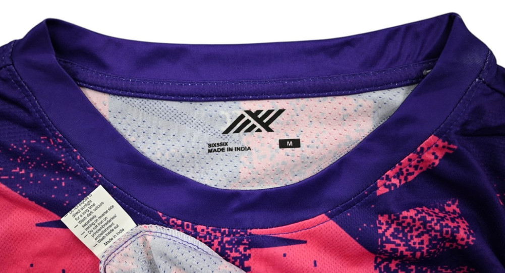 2023-24 KERALA BLASTERS SHIRT WOMENS M