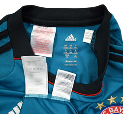 2013-14 BAYERN MUNCHEN LONGSLEEVE XL. BOYS