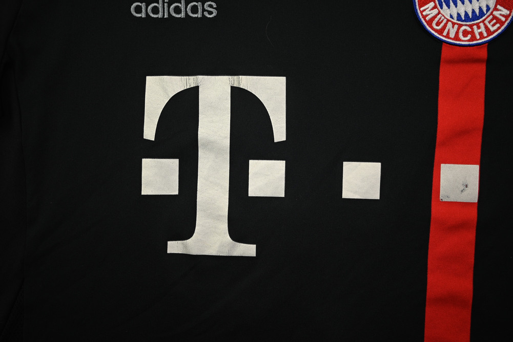 2014-15 BAYERN MUNCHEN *LEWANDOWSKI* SHIRT L. BOYS