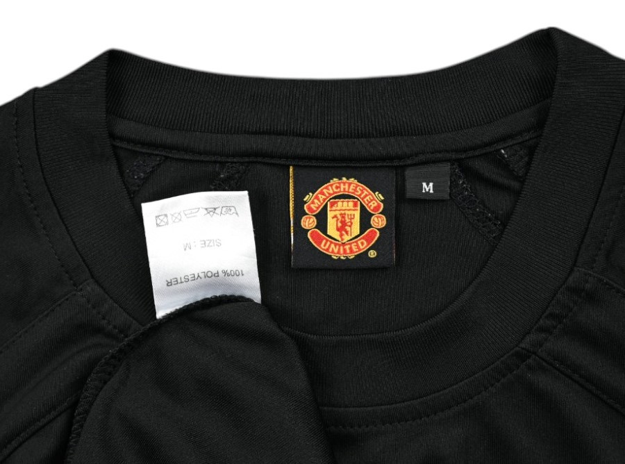 MANCHESTER UNITED SHIRT M