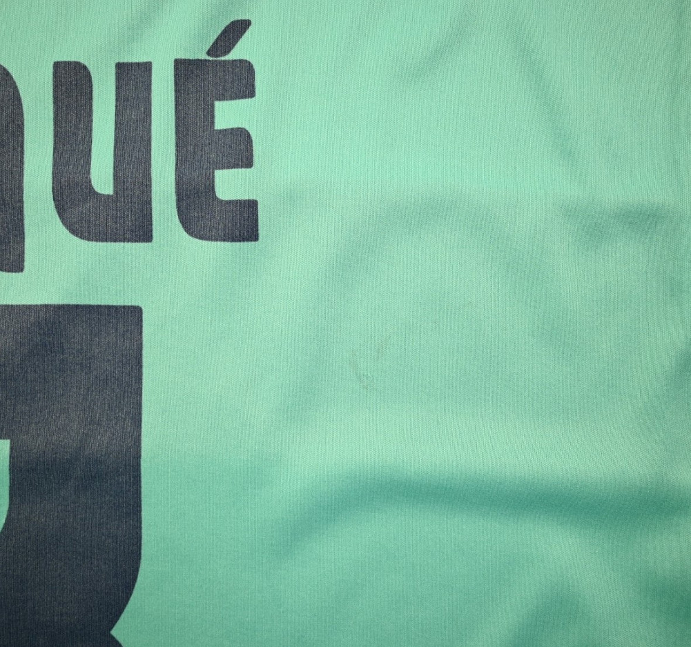 2010-11 BARCELONA *PIQUE* SHIRT L. BOYS