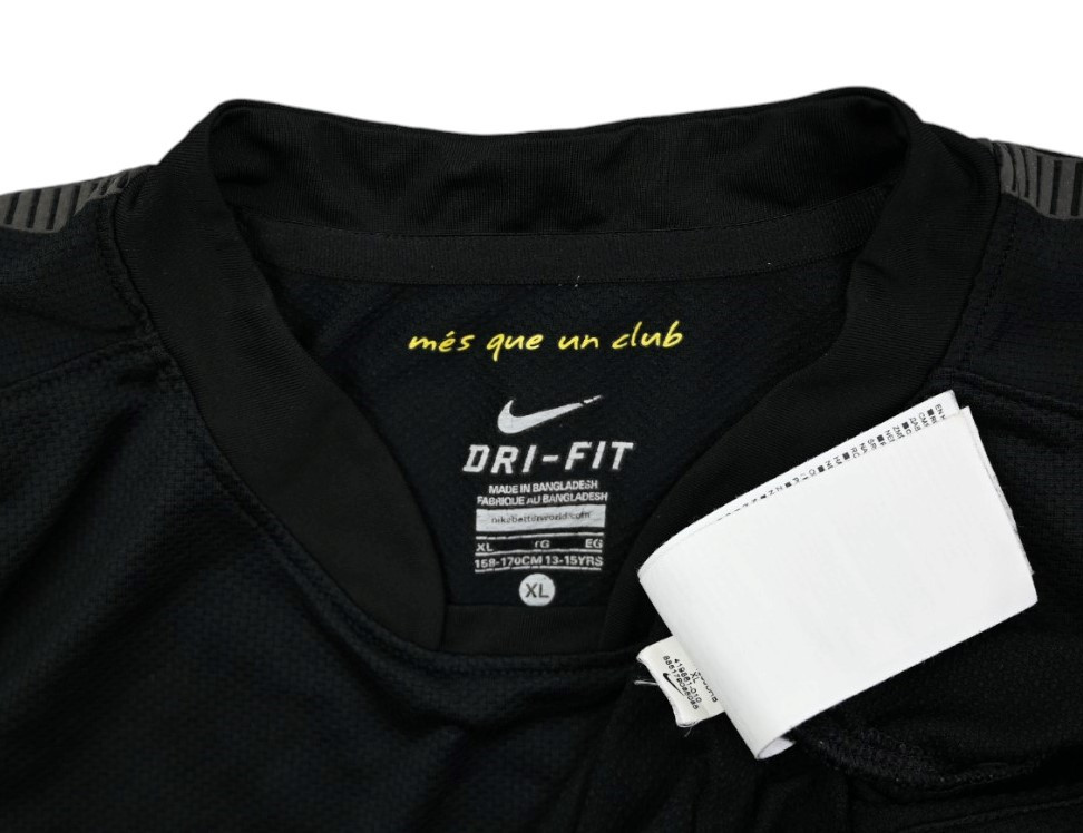 2011-12 BARCELONA *XAVI* SHIRT XL. BOYS