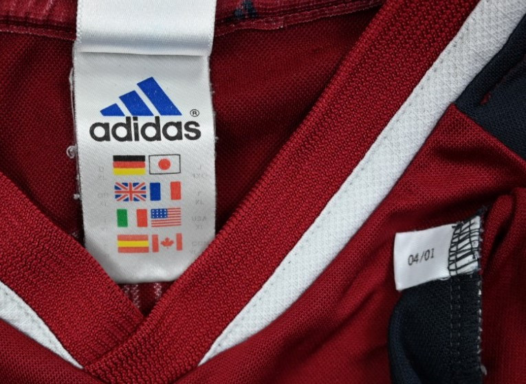 2001-03 BAYERN MUNCHEN *HARGREAVES* SHIRT XL