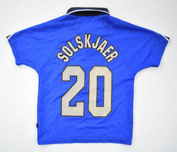 1996-97 MANCHESTER UNITED *SOLSKJAER* SHIR S. BOYS