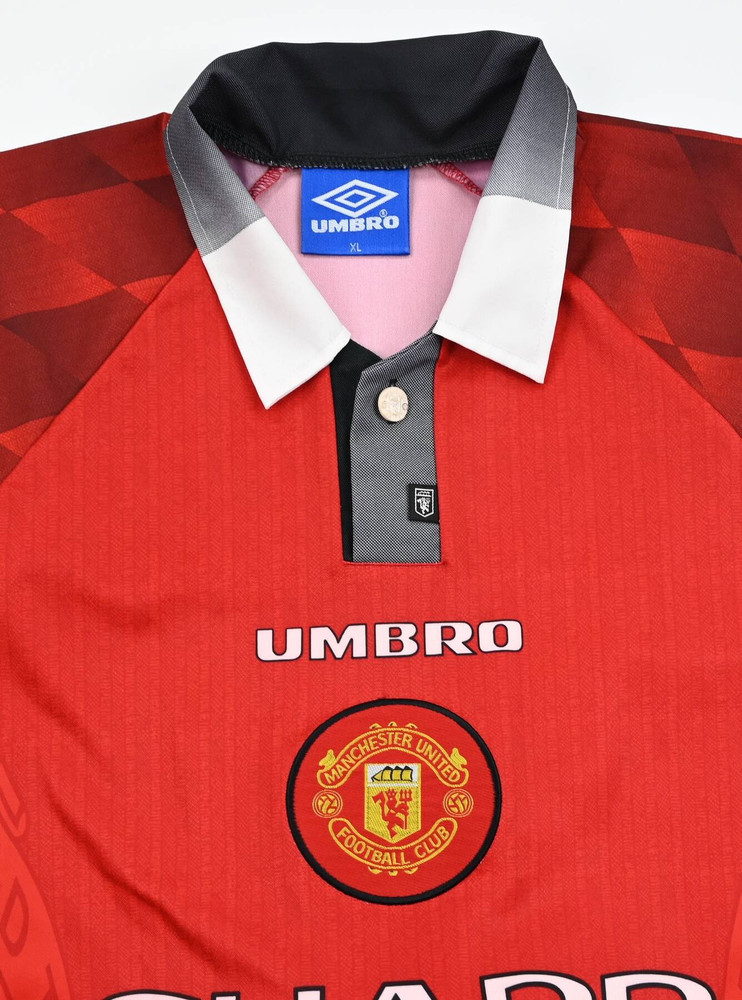 1996-98 MANCHESTER UNITED *CANTONA* SHIRT XL