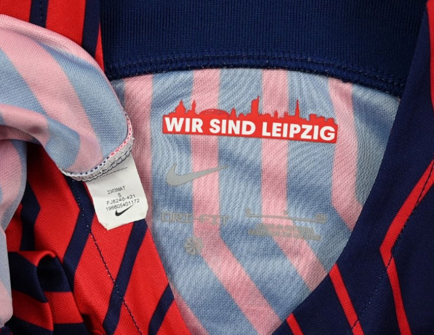 2023-24 RB LEIPZIG *SZOBOSZLAI* SHIRT S