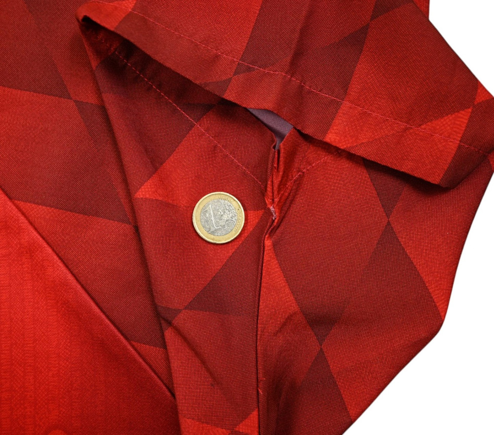 1996-98 MANCHESTER UNITED *CANTONA* SHIRT XL