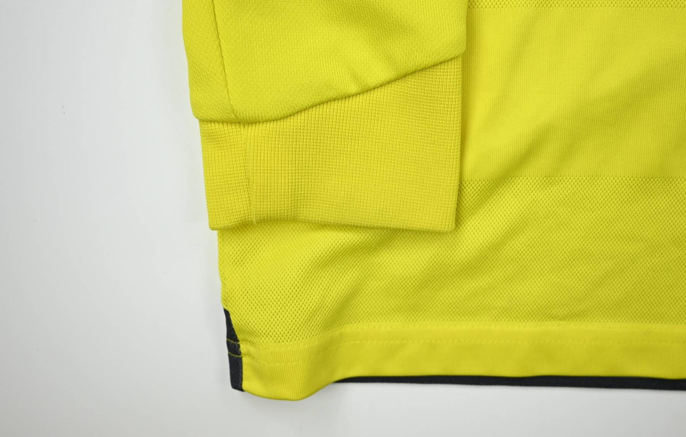 2015-16 VTB STUTTGART LONGSLEEVE XL.BOYS