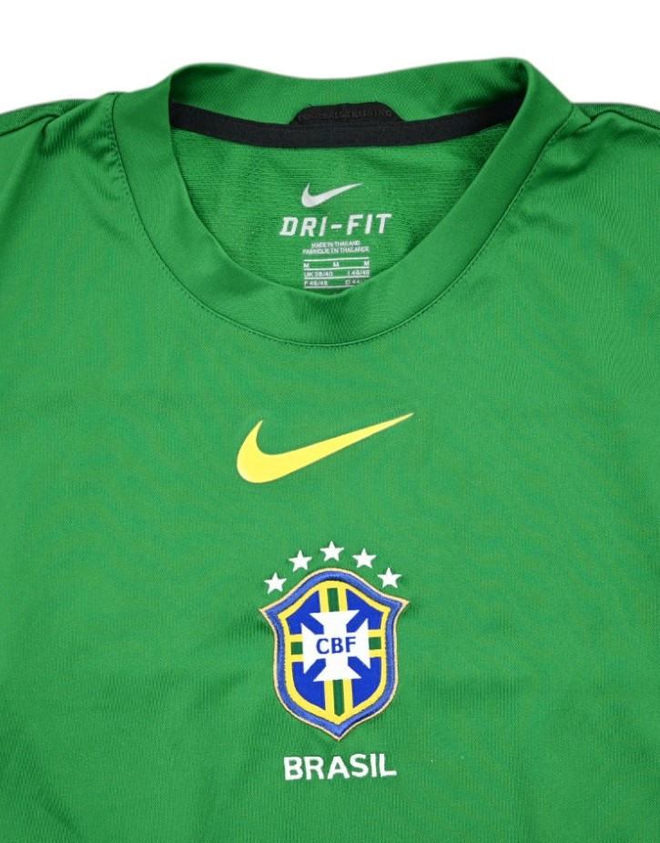 2010-11 BRAZIL SHIRT M