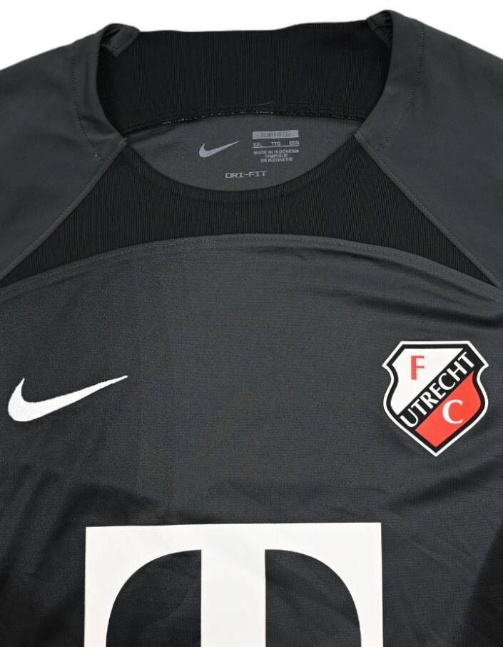 2022-23 FC UTRECHT SHIRT XXL