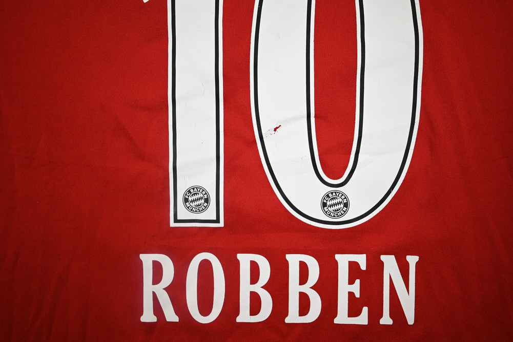 2010-11 BAYERN MUNCHEN *ROBBEN* KOSZULKA L. BOYS