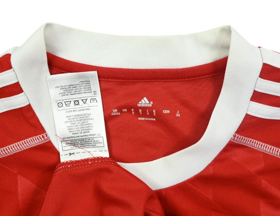 2013-14 BAYERN MUNCHEN TRAINING SHIRT M