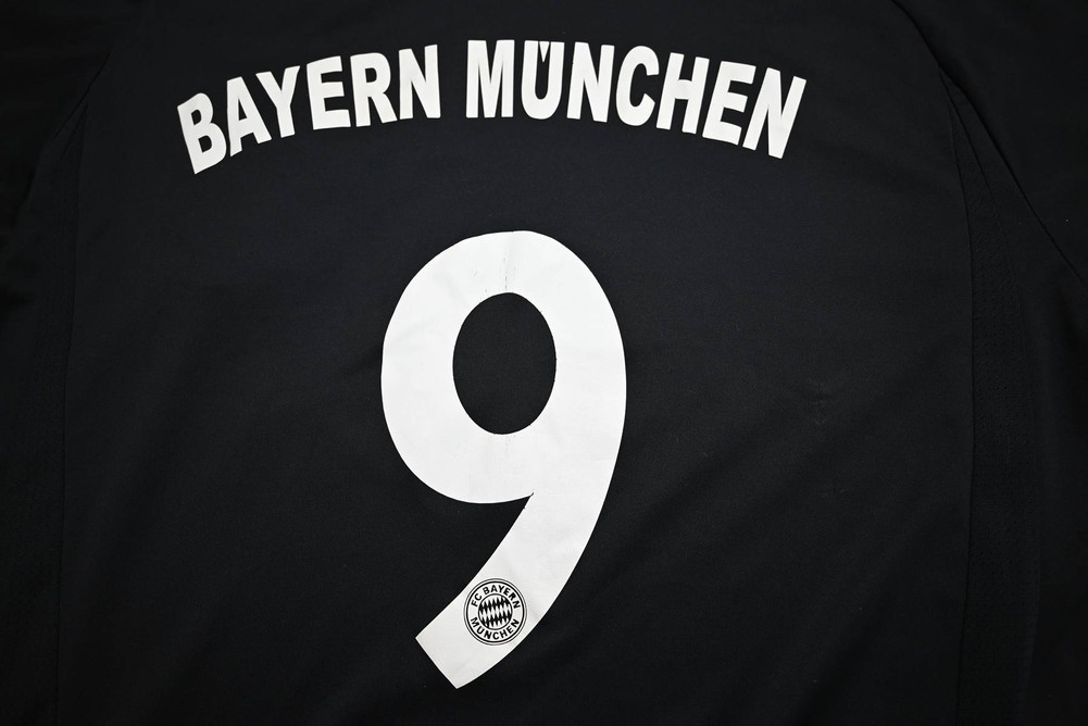 2007-08 BAYERN MUNCHEN *TONI* SHIRT XL. BOYS