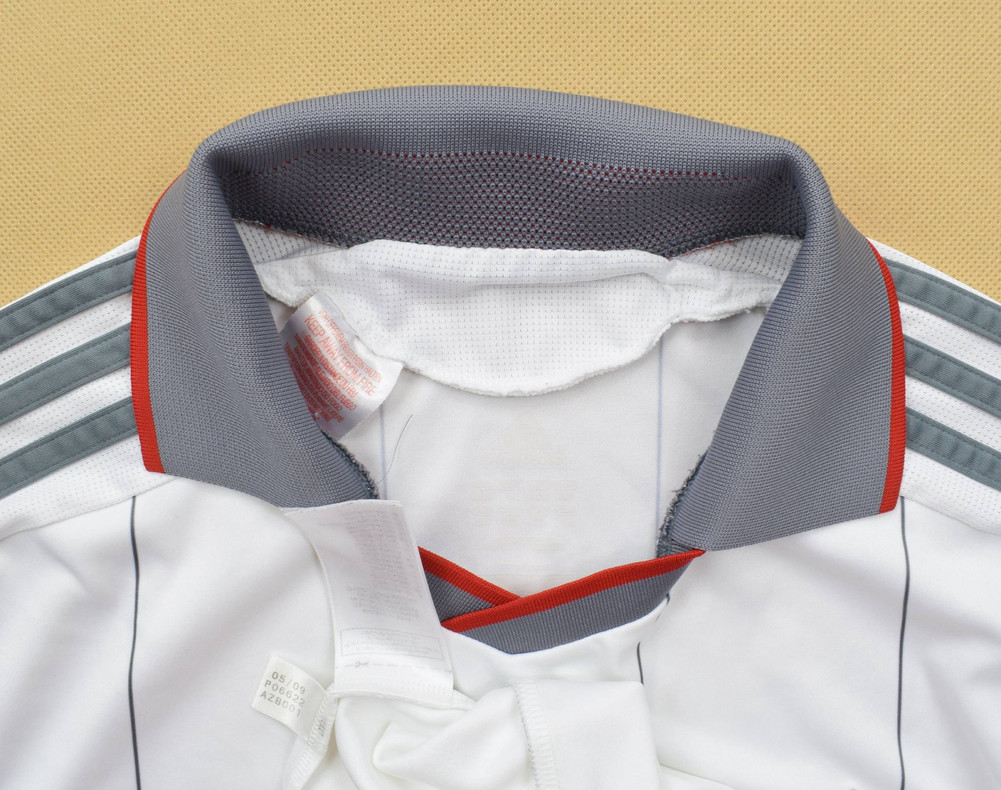 2009-10 BAYERN MUNCHEN SHIRT L. BOYS