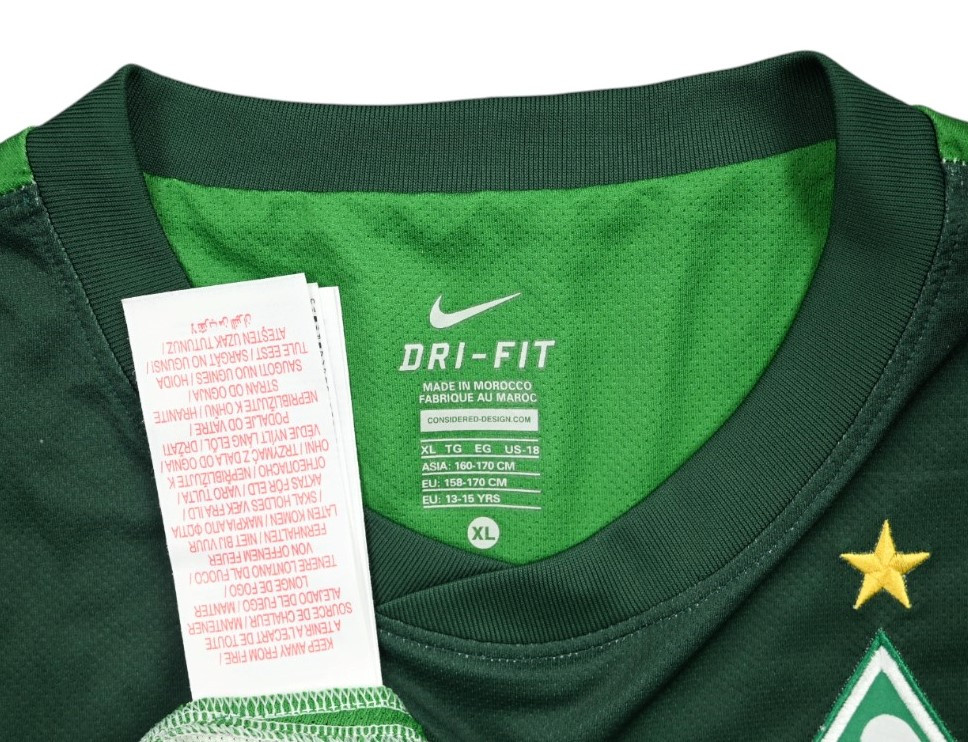 2010-11 WERDER BREMEN *MERTESACKER* SHIRT XL. BOYS