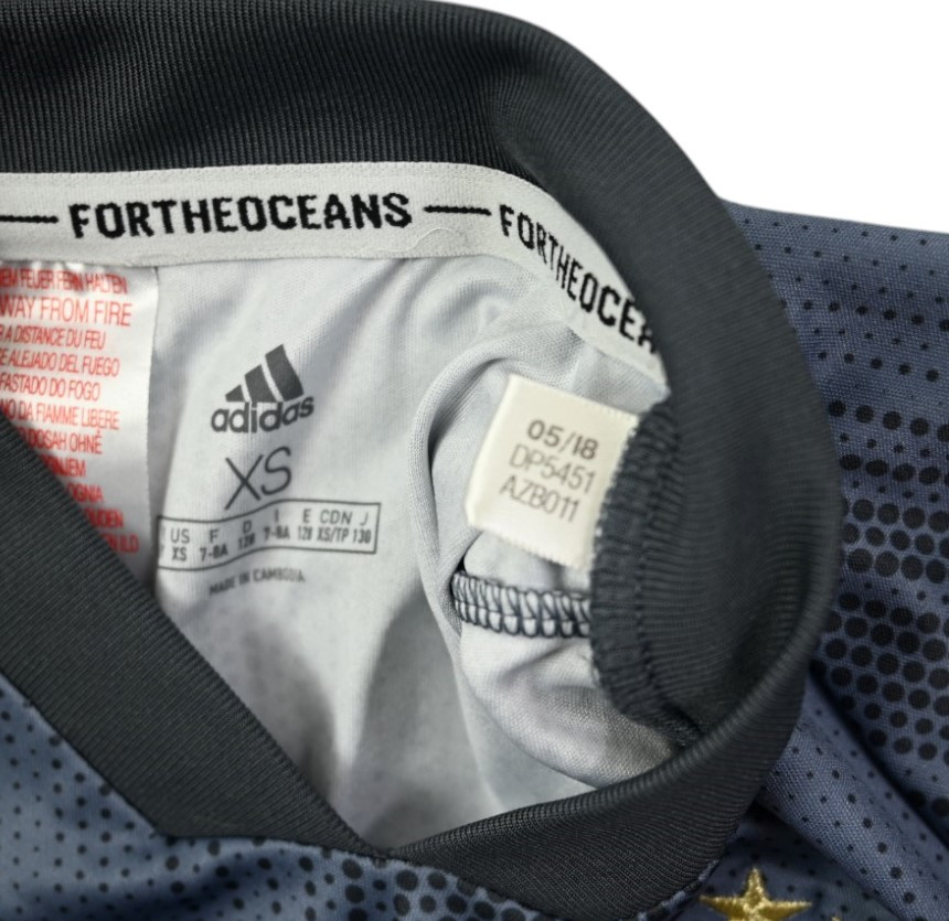 2018-19 BAYERN MUNCHEN *JAMES* KOSZULKA XS. BOYS