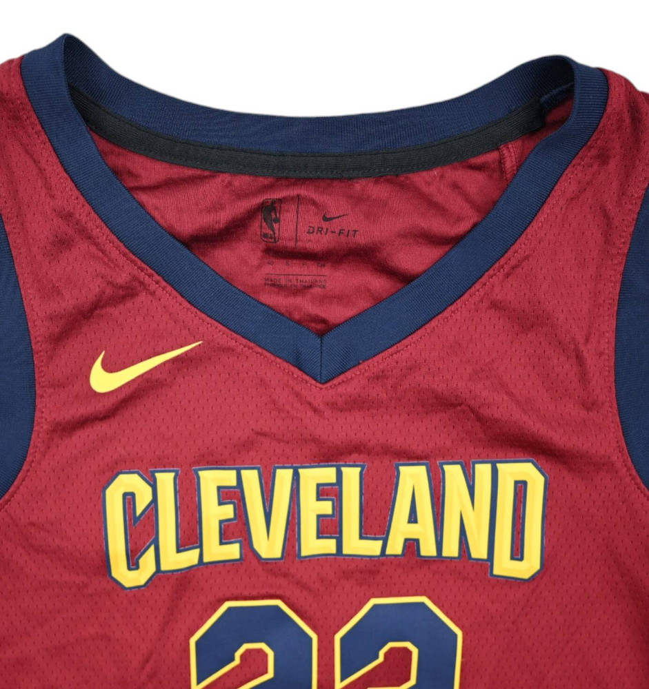 CLEVELAND CAVALIERS *JAMES* NBA SHIRT S
