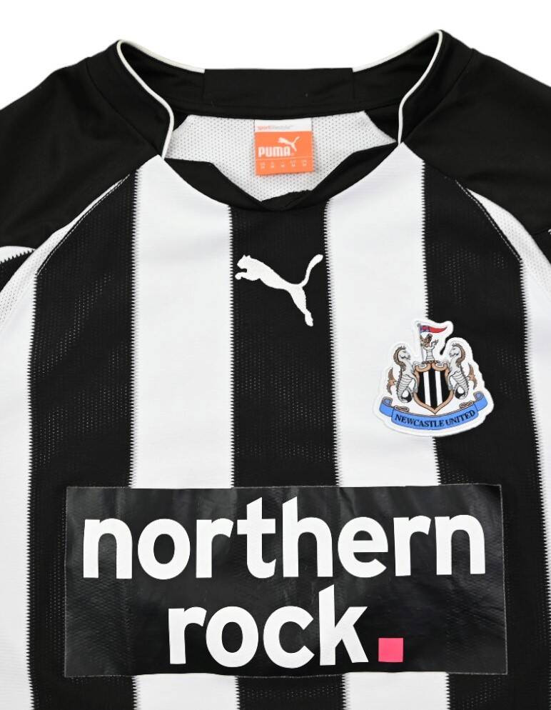 2010-11 NEWCASTLE UNITED SHIRT M