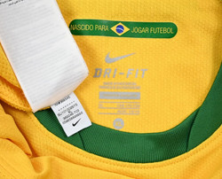 2010-11 BRAZIL SHIRT XL. BOYS