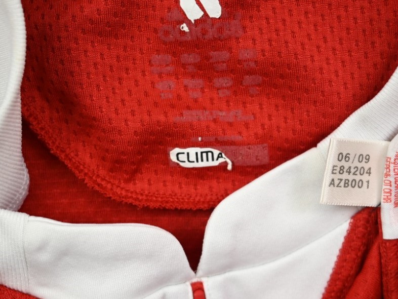 2009-10 BAYERN MUNCHEN *TONI* KOSZULKA XL. BOYS