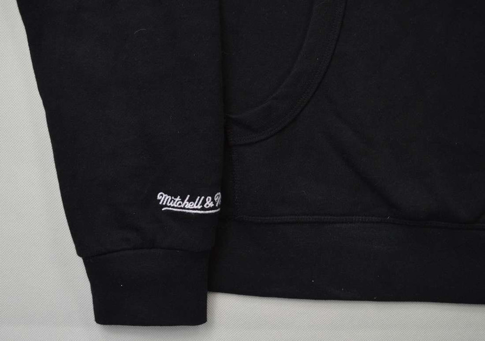 LOS ANGELES LAKERS TOP M