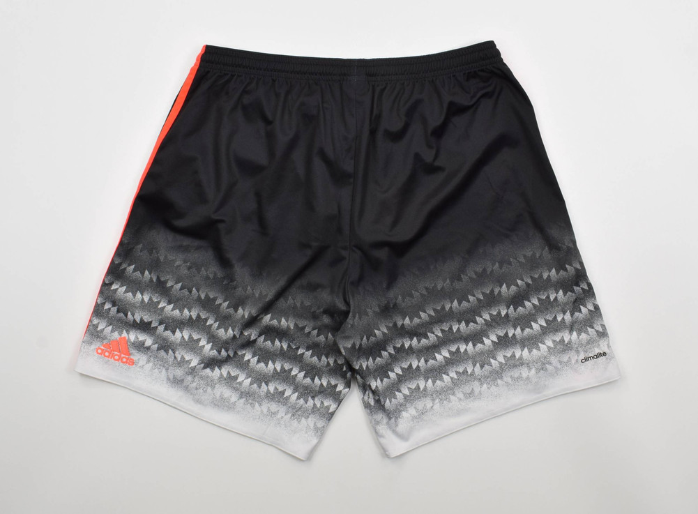 MANCHESTER UNITED SHORTS L