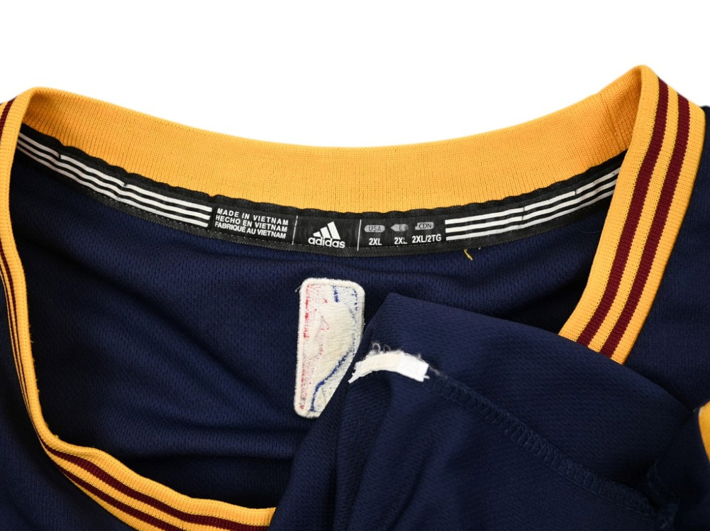 CLEVELAND CAVALIERS *JAMES* NBA KOSZULKA XXL