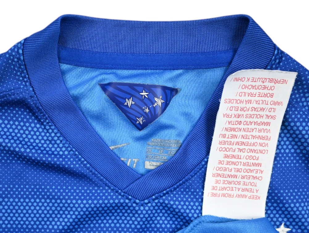 2014-15 BRAZIL SHIRT XS. BOYS 122-128 CM