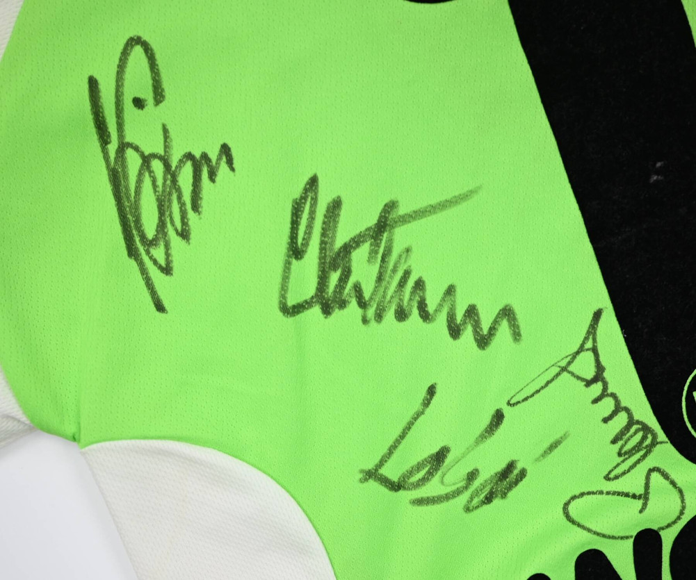 2000-02 VFL WOLFSBURG *AKPOBORIE* SHIRT XXL