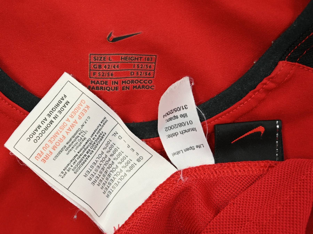 2002-04 MANCHESTER UNITED SHIRT L