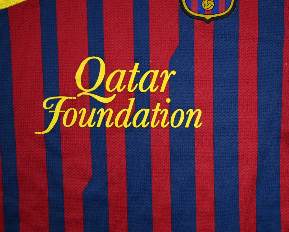 2011-12 BARCELONA SHIRT XL. BOYS