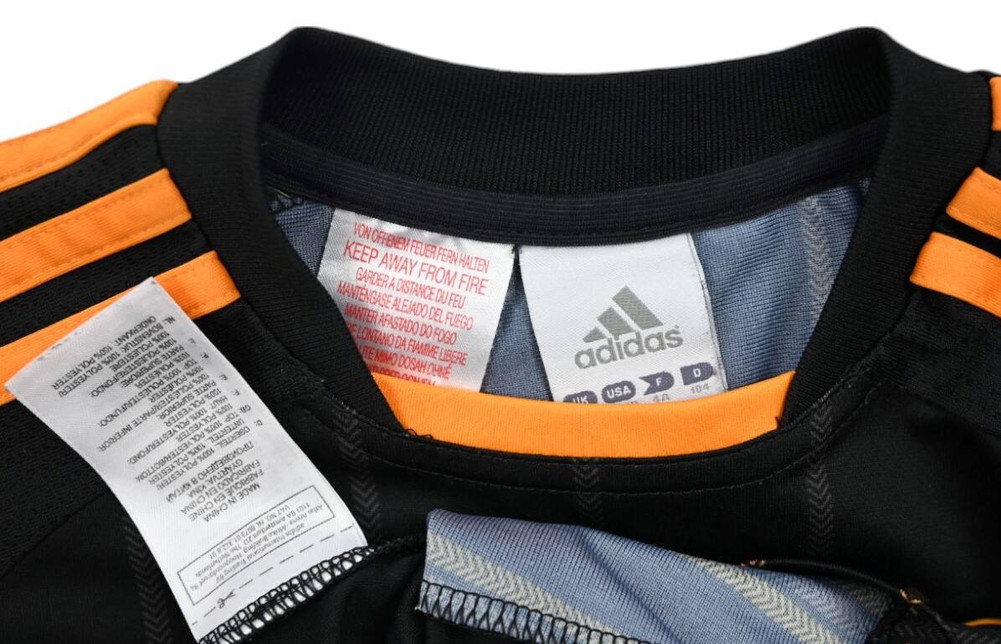 2010-11 CHELSEA LONDON KOSZULKA S. BOYS