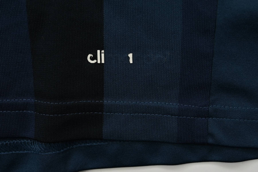 2013-14 BAYERN MUNICH SHIRT XL. BOYS