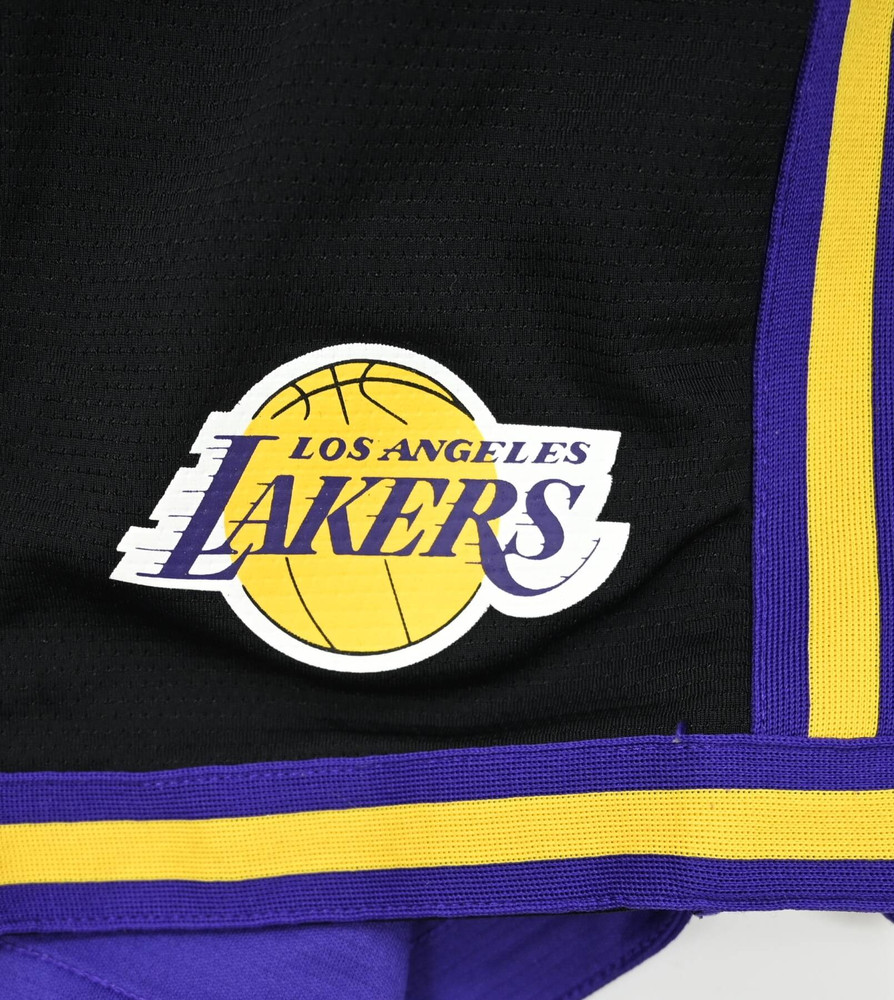 LOS ANGELES LAKERS SHORTS XL