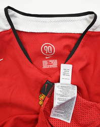 2004-06 MANCHESTER UNITED SHIRT WOMENS M