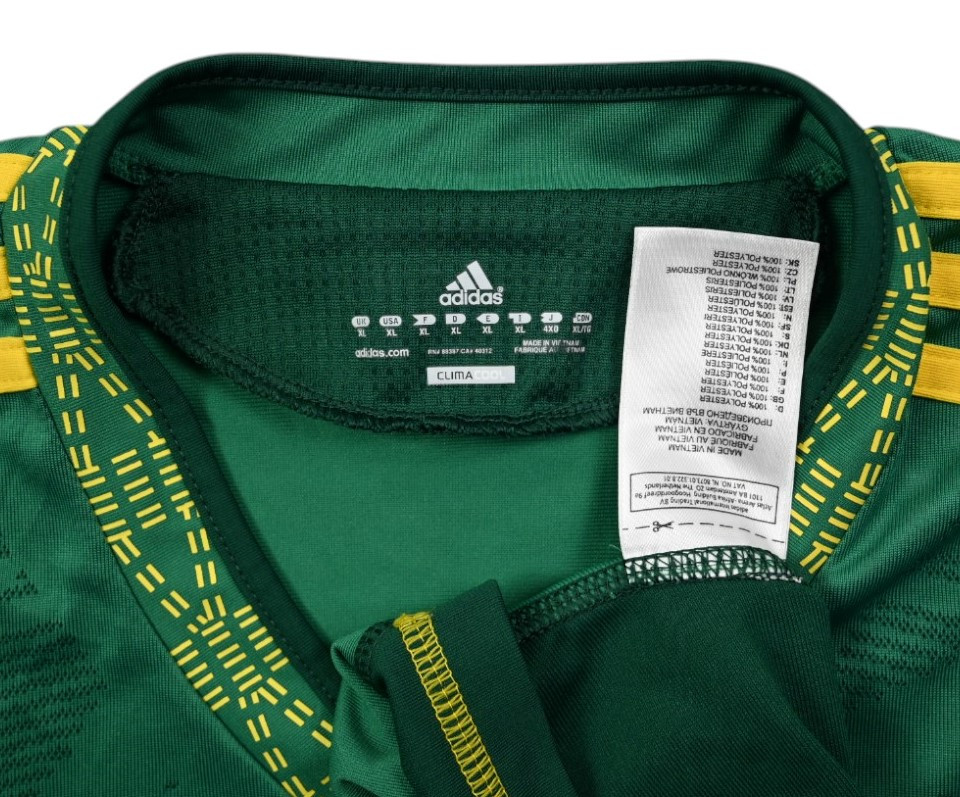 2010 SOUTH AFRICA SHIRT XL