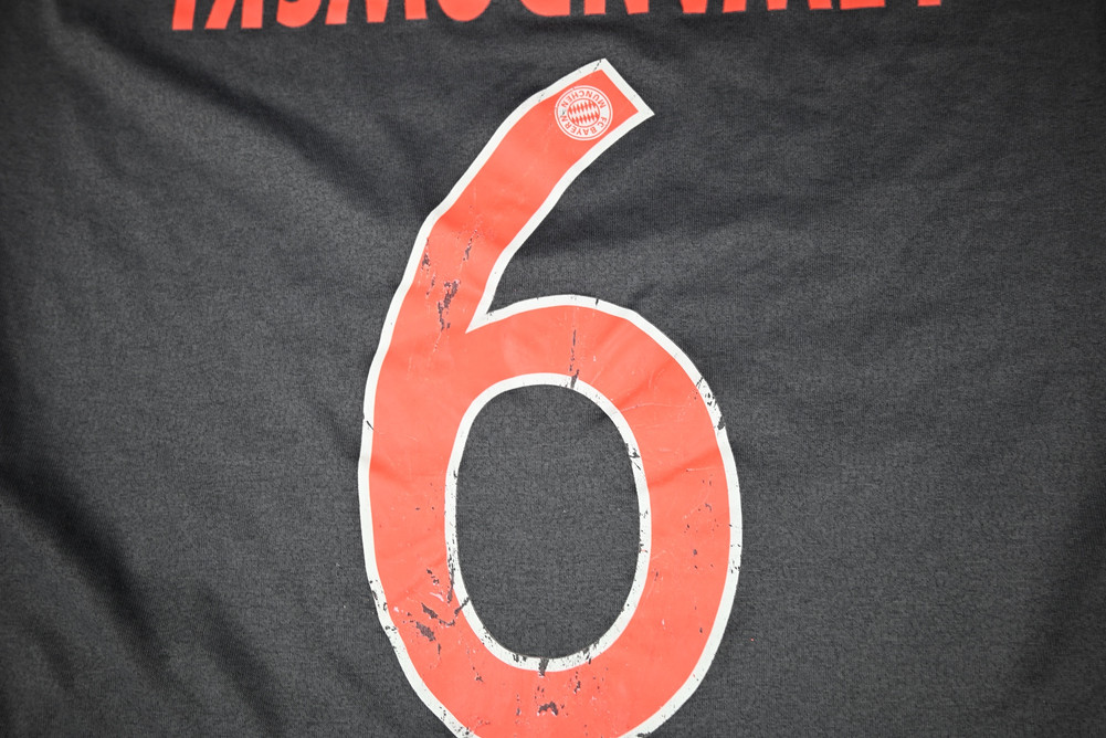 2016-17 BAYERN MUNCHEN *LEWANDOWSKI* SHIRT S