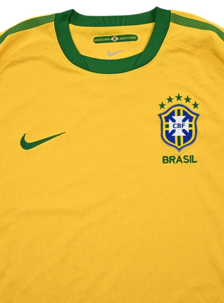2010-11 BRAZIL SHIRT M