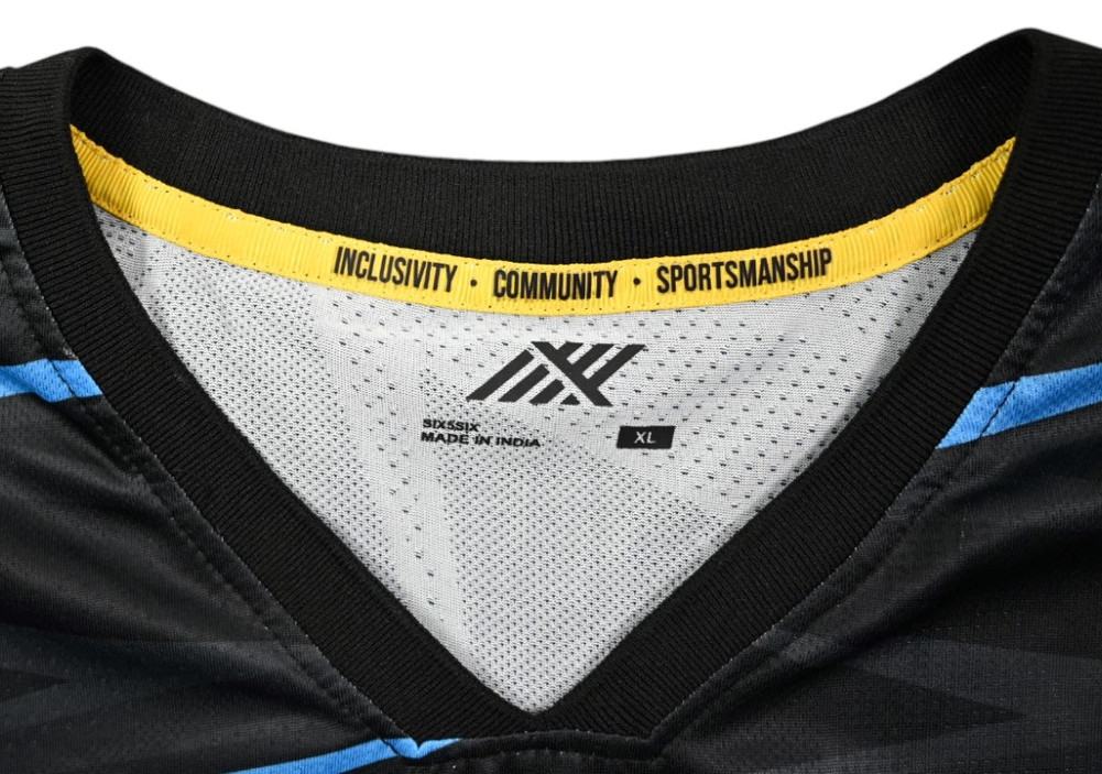 2021-22 KERALA BLASTERS KOSZULKA XL